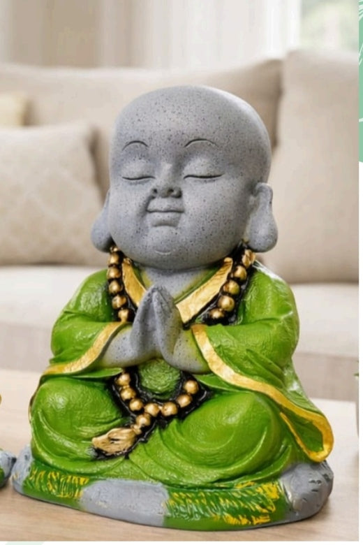 Little Monk Praying Statue Showpiece – Resin Meditation Monk Figurine for Home Decor, Living Room, Office Desk & Spiritual Decoration