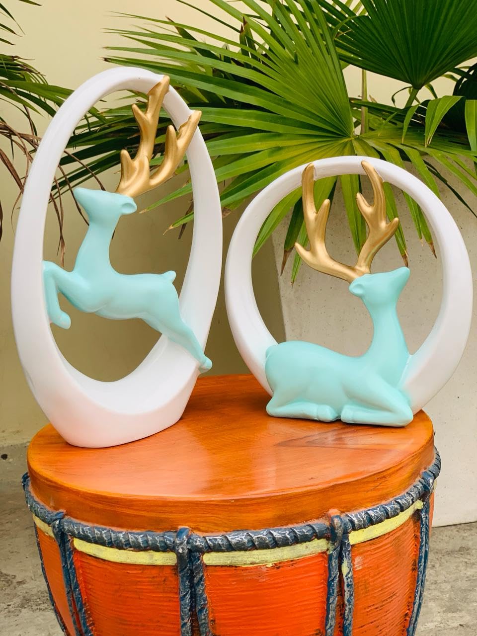 Set of 2 Modern Deer Resin Showpieces | Nordic Deer Figurines for Home Decor | Elegant Reindeer Statue for Living Room, Office, Bedroom & Tabletop Decoration | Luxury Decorative Gift